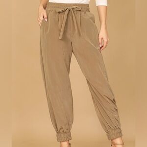Universal Thread Lyocell High Waisted Jogger Pant